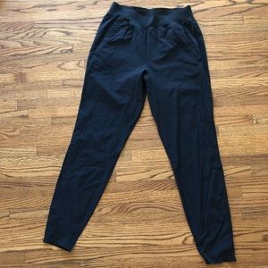 LULULEMON IN MIND PANT